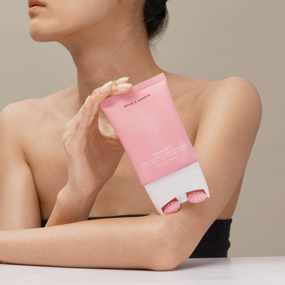 VOESH Smooth'd Roller Crème — cou application, peau plus tonique et hydratée.