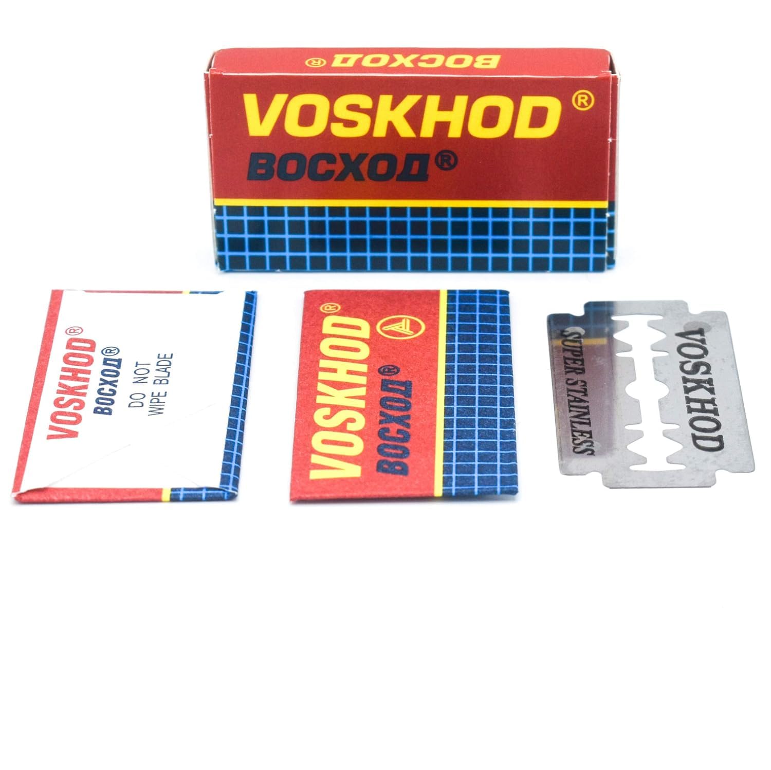 Voskhod 100 lames double-tranchant dans emballage, prêt à durer pour des rasages réguliers.