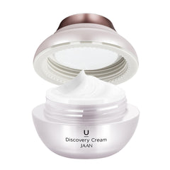 Le flacon vurfoo JAAN et sa crème éclaircissante pour le visage.