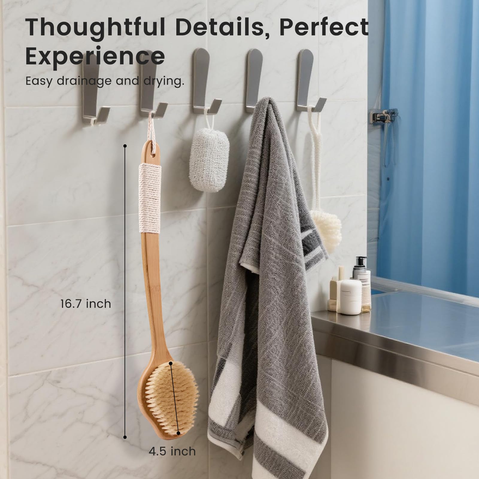 Finition bois naturelle et courbe élégante pour le rituel douche.