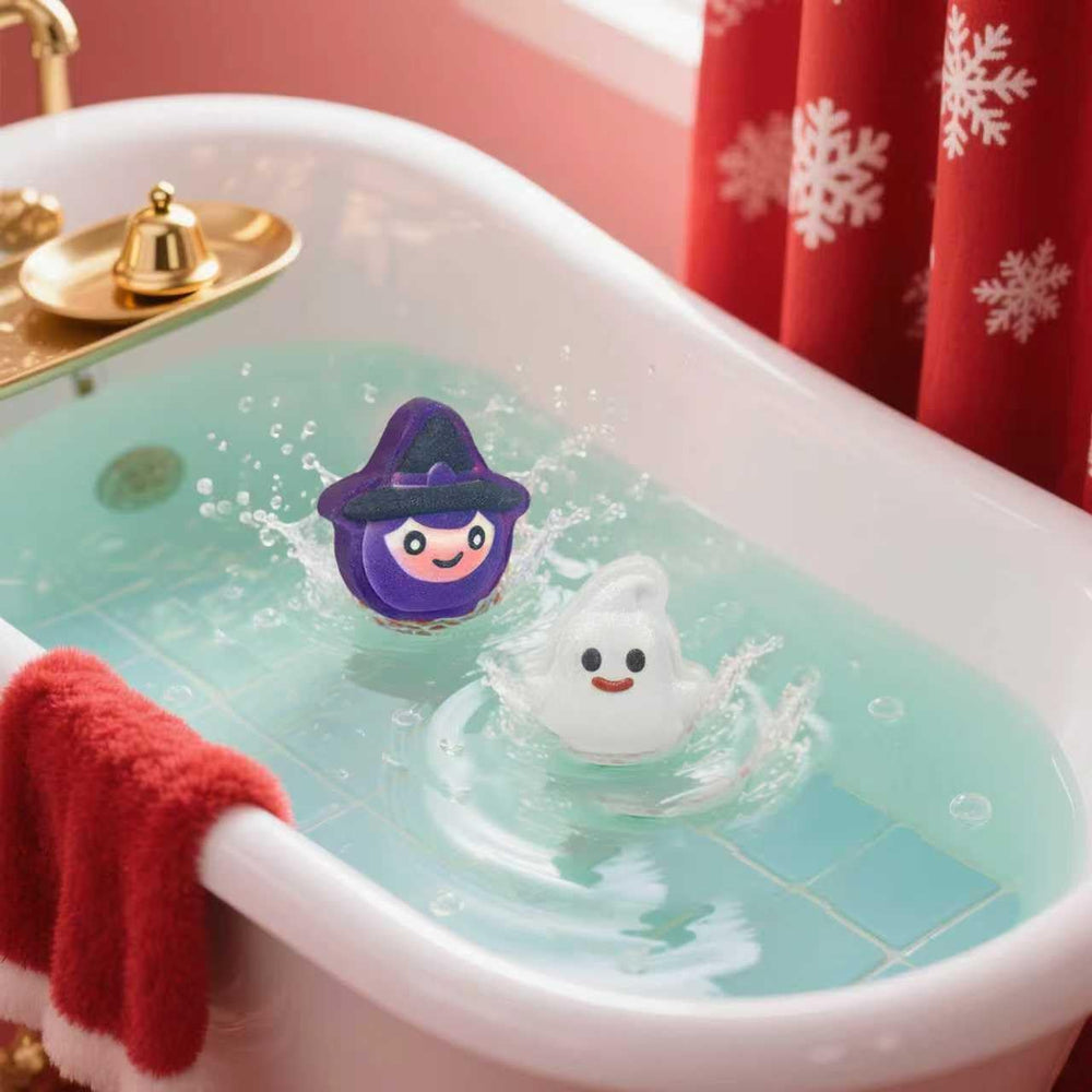 WARMLIFE chat-noir-bombe-bain, moment de soin ludique.