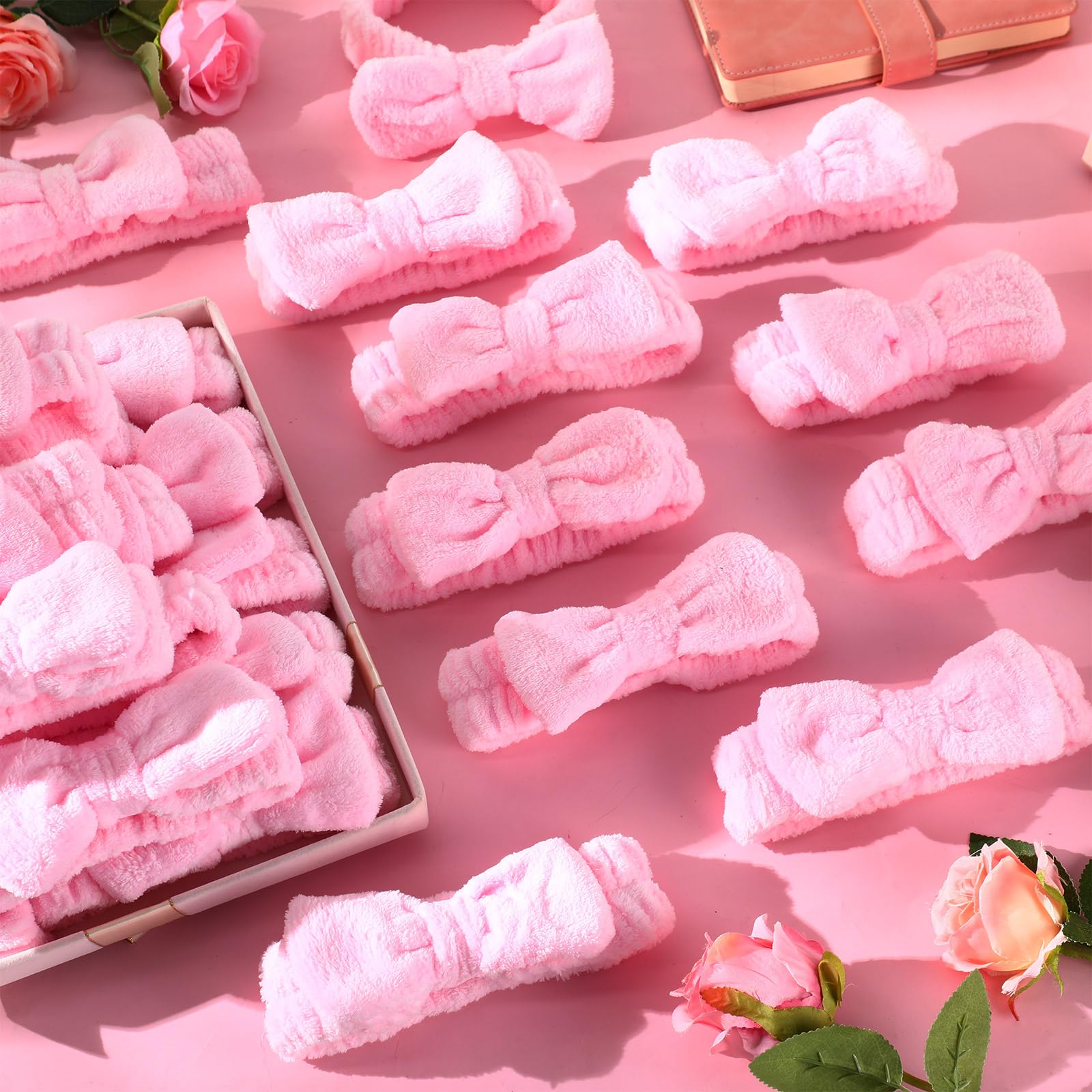 Bandeau visage Wavyknot, parfait pour les rituels beauté à la maison.