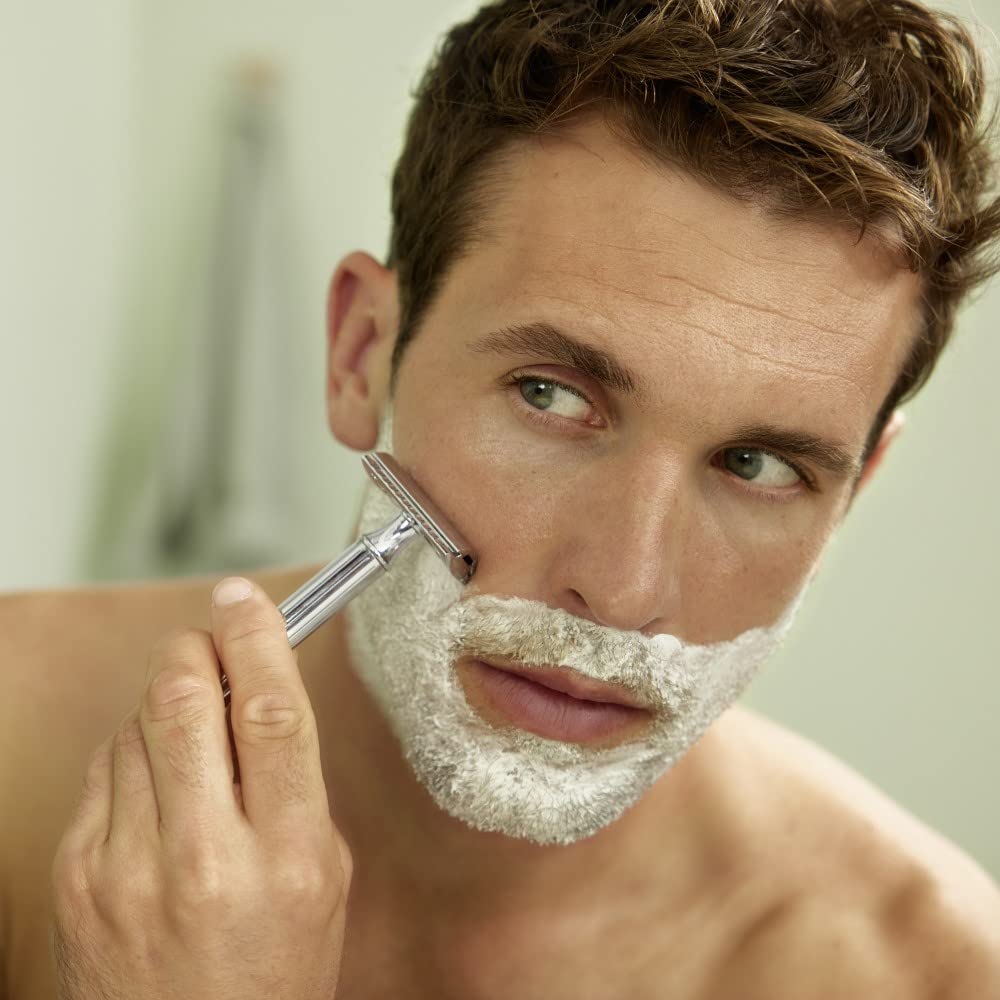 Lait de chèvre et d’amande Weleda pour une douceur cutanée après rasage.