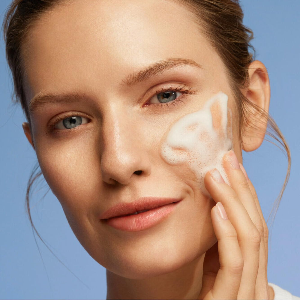 Weleda Mousse Nettoyante Visage – barrière cutanée préservée après chaque utilisation.