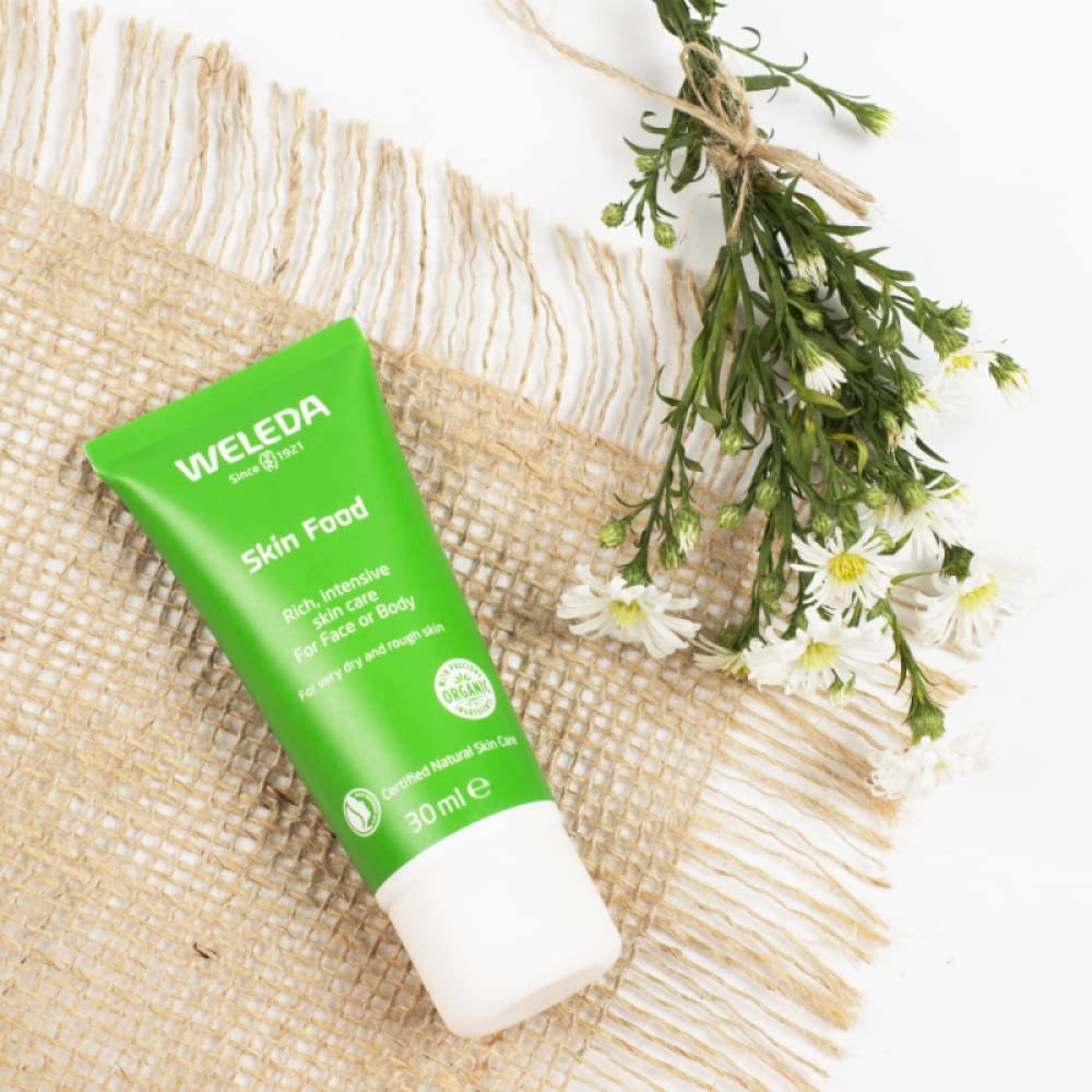 Application facile sur les mains avec Weleda Skin Food