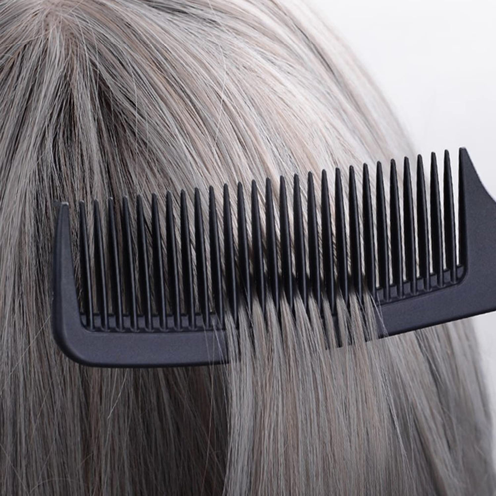 Démêlage sans casse grâce à WEXNECOWKZ pour cheveux lisses et soyeux.