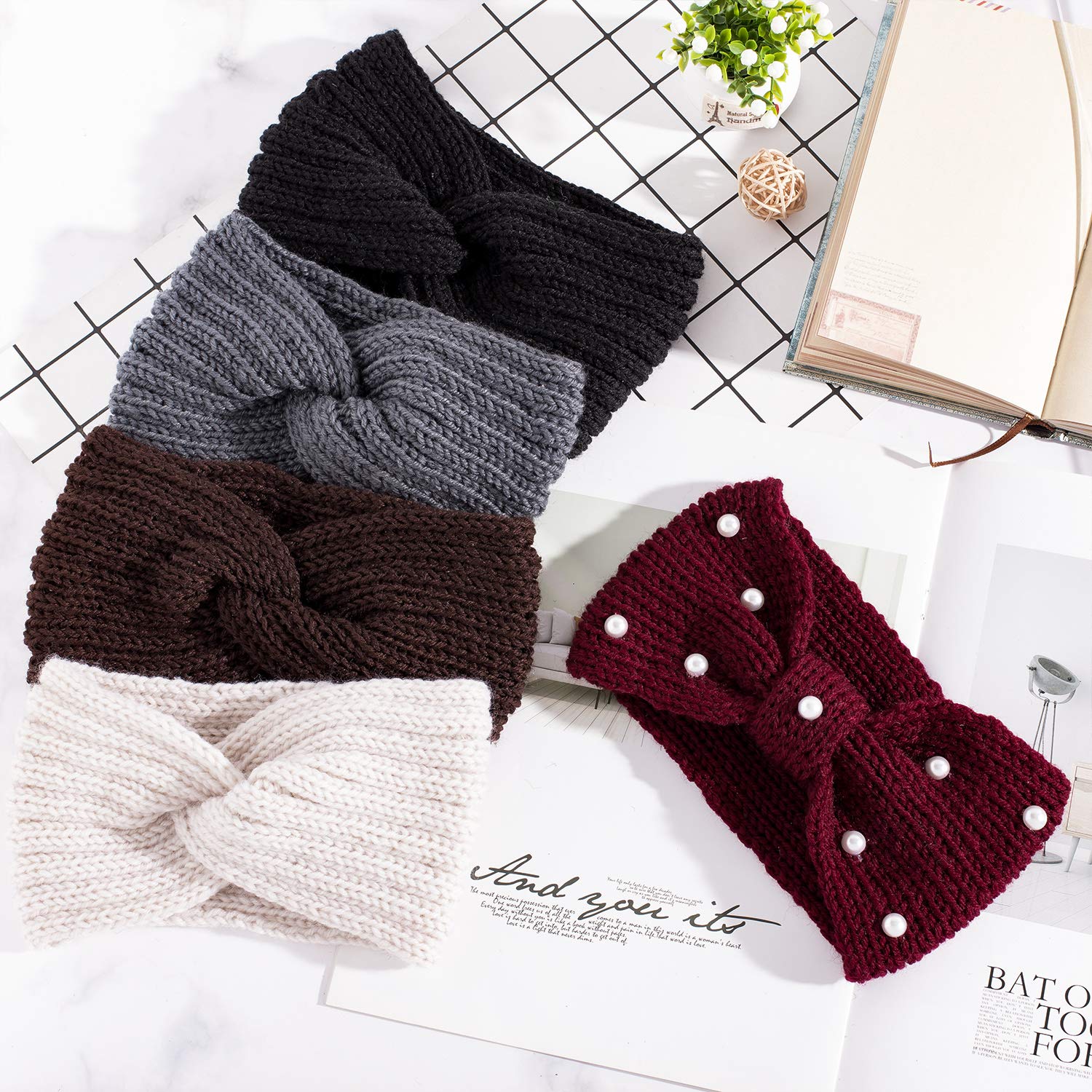 Whaline bandeau tricot marron, look sobre et chaleureux