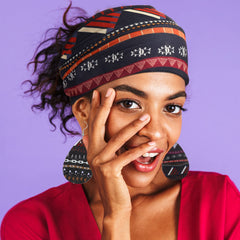 Détail double-face des motifs africains, couleurs vives pour assortir votre tenue.