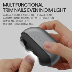 Sécurité renforcée du coupe-ongles électrique avec lame cachée et capuchon.