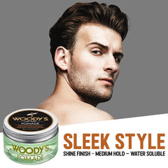 Application rapide de la pommade Woody's d'argile pour un style net.