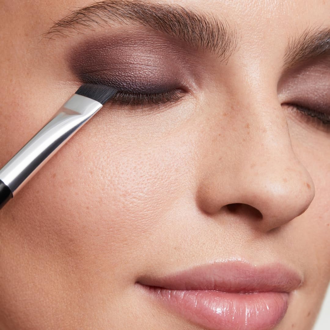 Woosh Arc Brush double-face: deux extrémités pour gagner du temps.