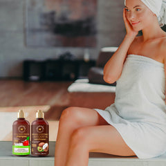 Shampoing WOW Skin Science en mousse sur cheveux, sensation satinée après lavage.