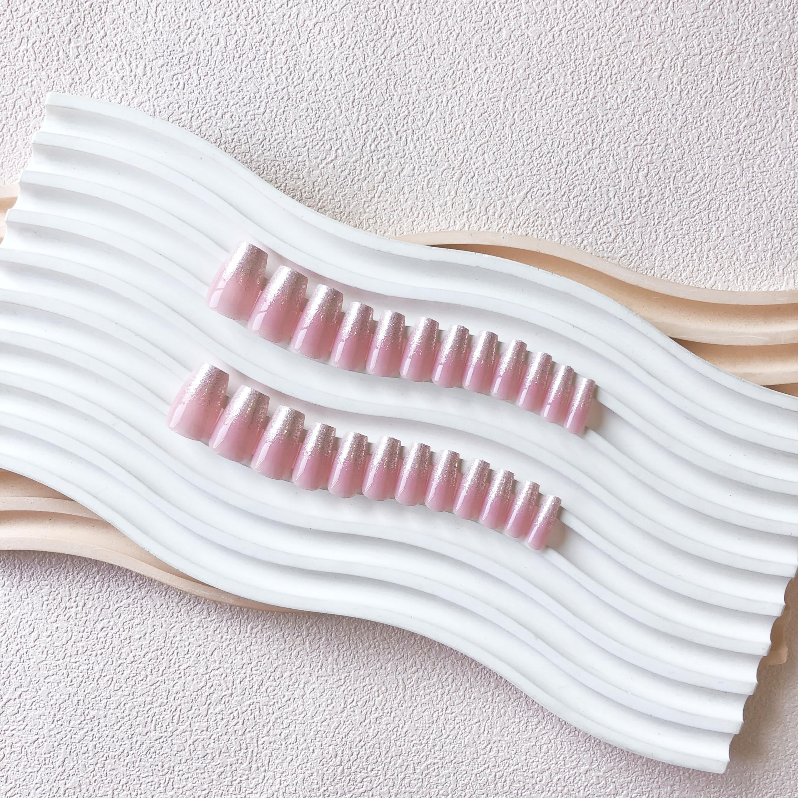 XCREANDO Ongles naturelles Rose, ajustement confortable au quotidien.