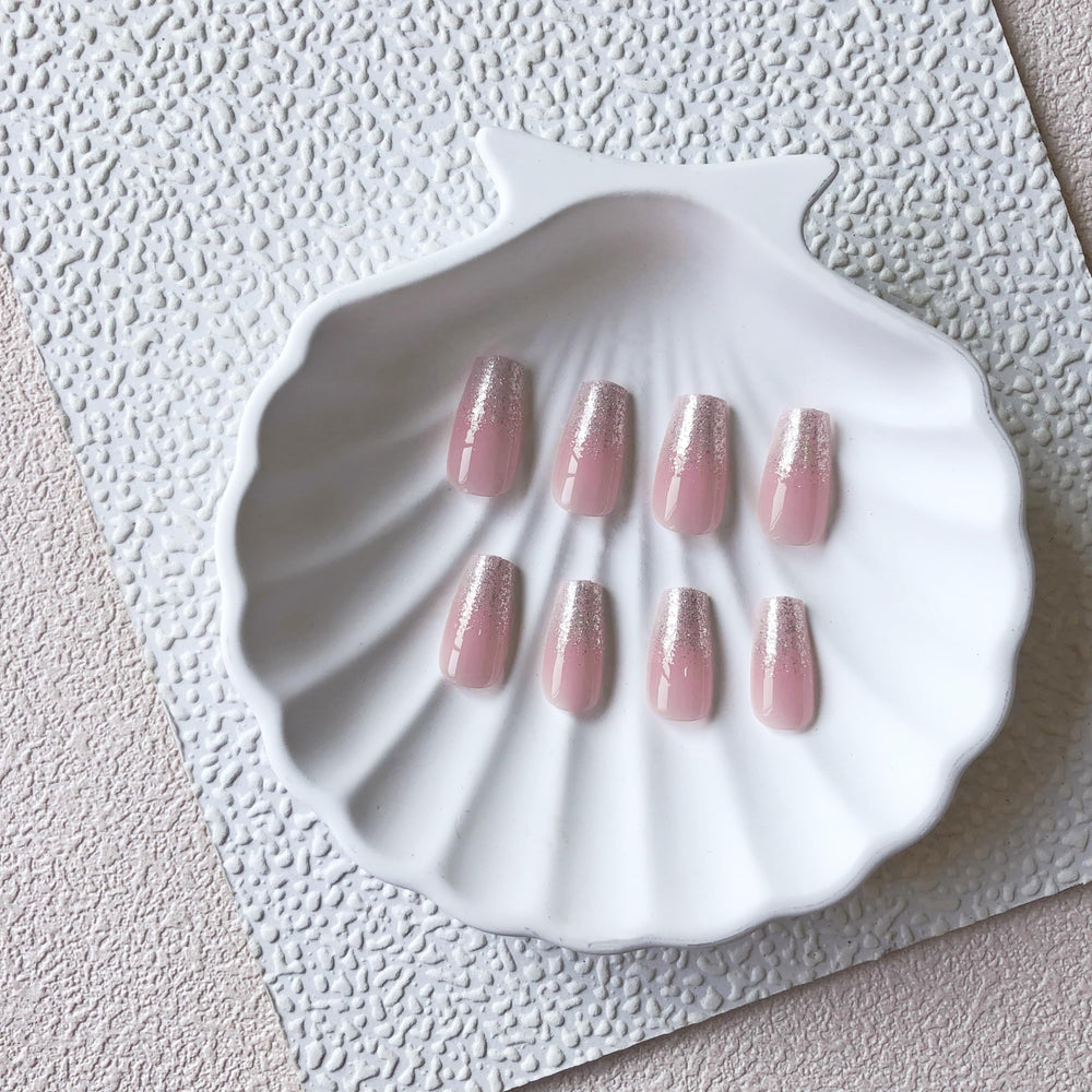 XCREANDO Ongles sans colle, application rapide et pratique.