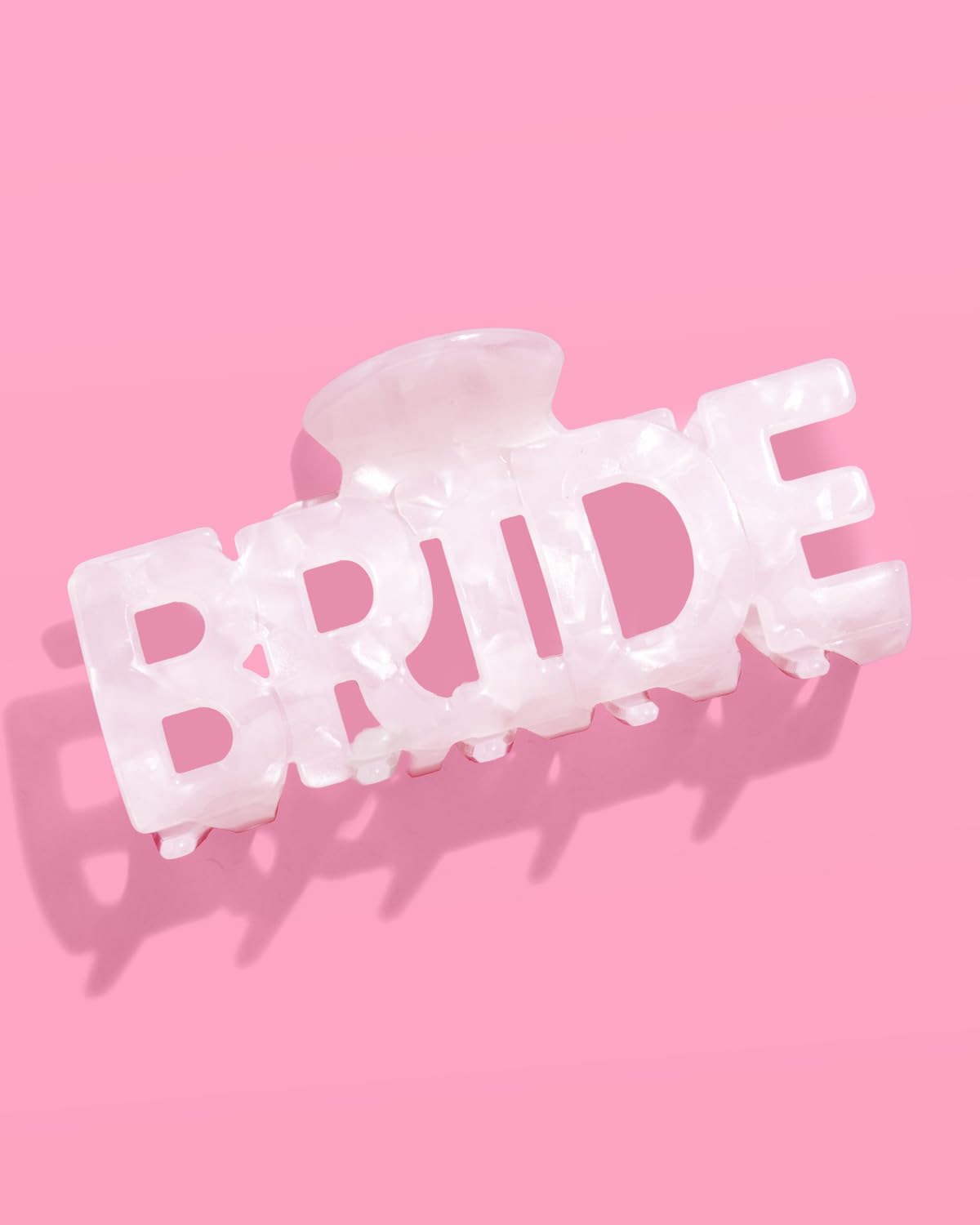 Idée coffret cadeau mariage XO Fetti, allure délicate et prête à offrir.