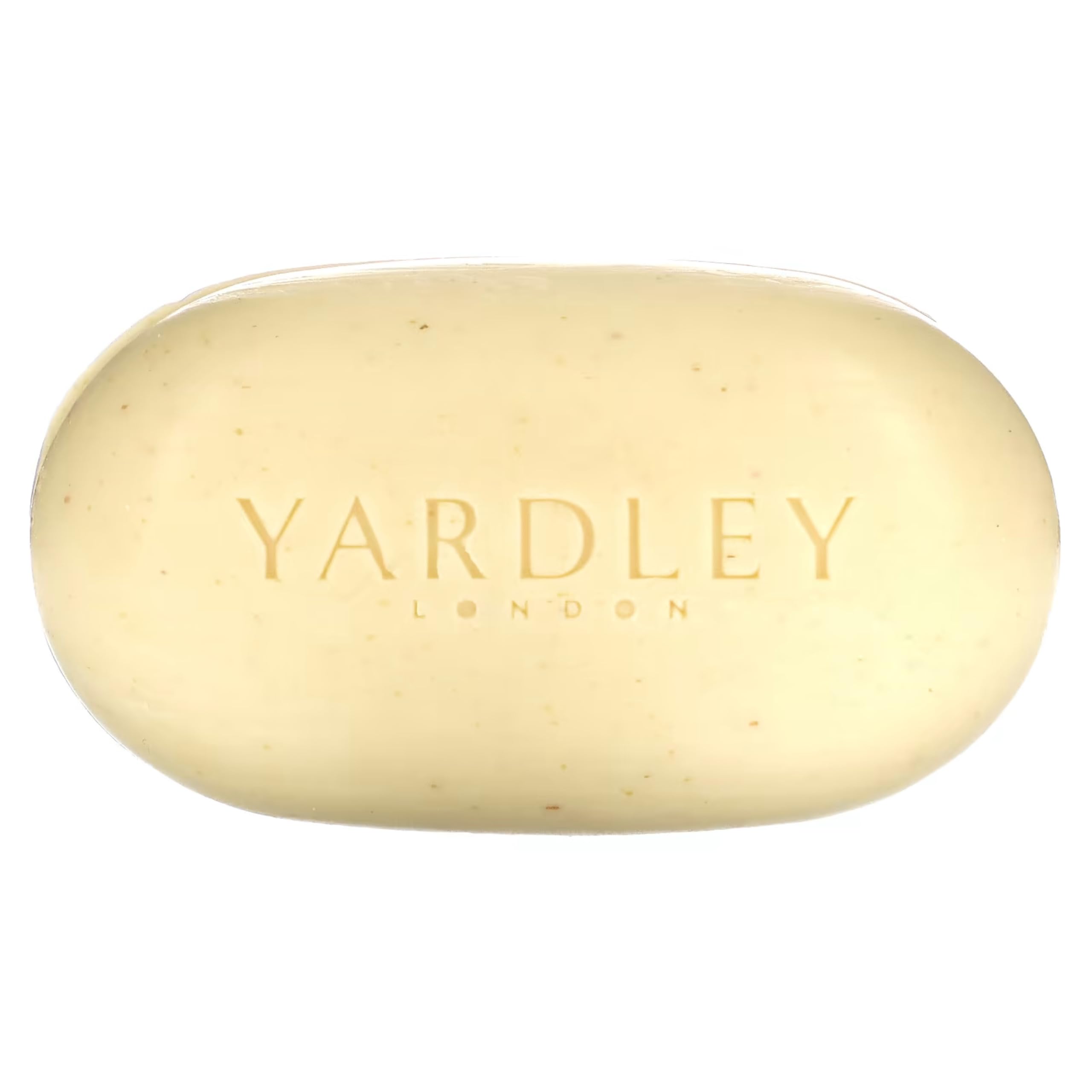 Hydratation douce et peau réconfortée avec le savon Yardley London avoine-amande.