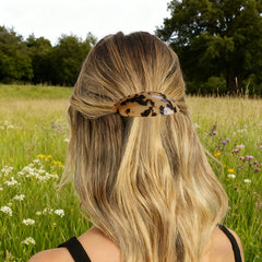 Barrette YCKXXL acétate grand design élégant, look raffiné.