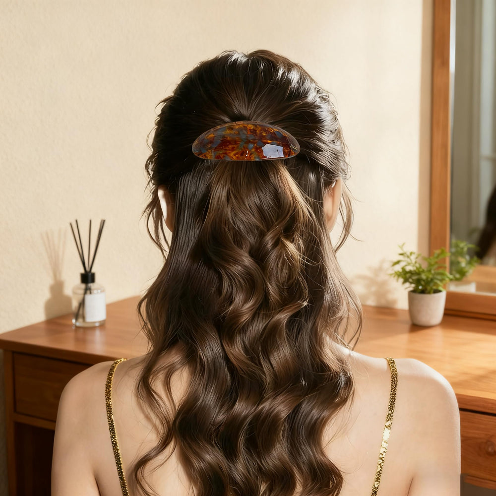 Barrette YCKXXL acétate système ressort, ouverture facile sans accrocher les cheveux.
