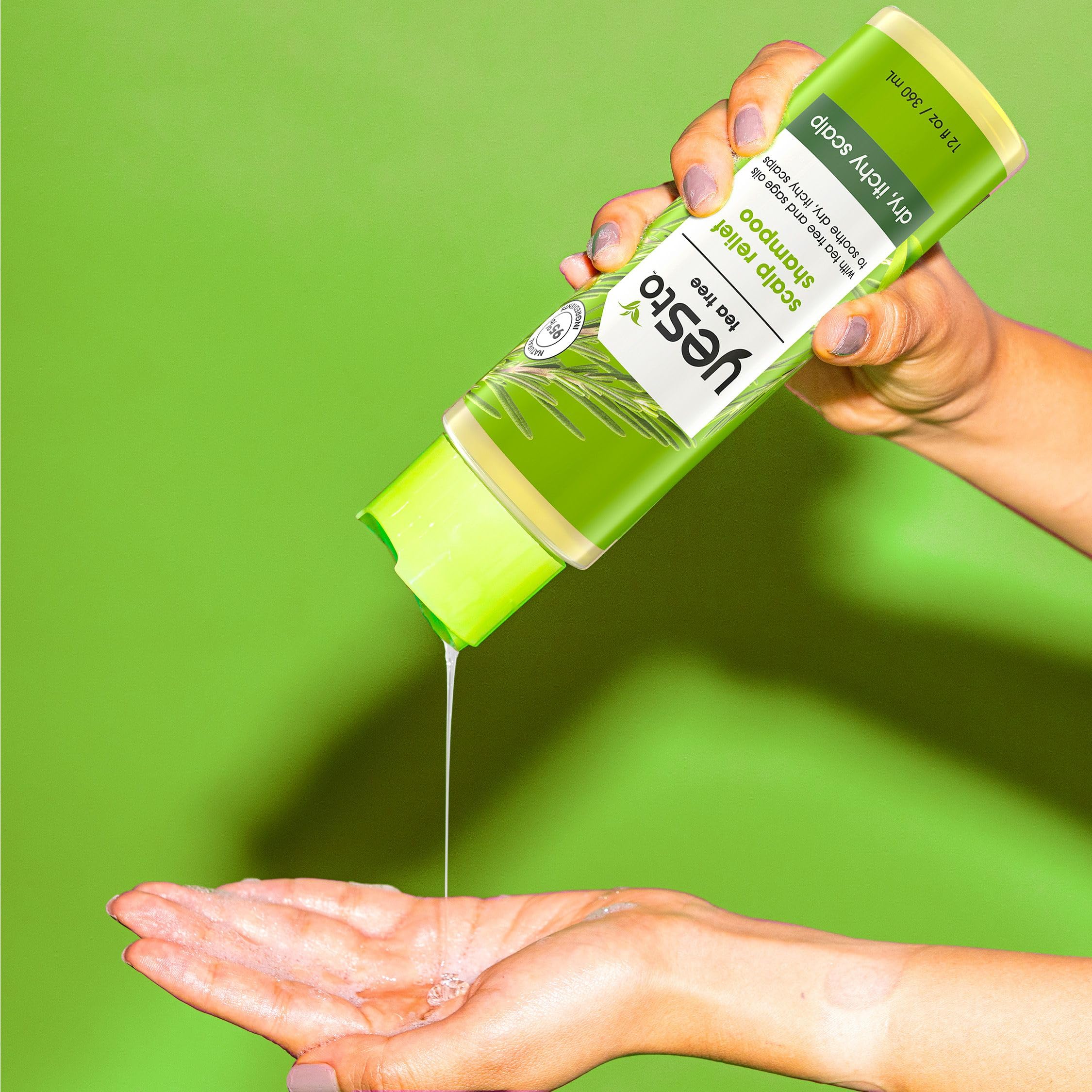 Yes To Shampooing – testé dermatologiquement, formulation douce pour peaux sensibles.