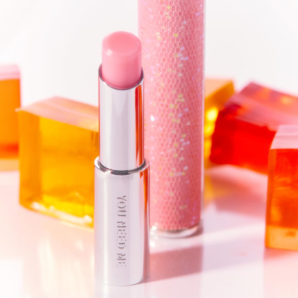 YNM Baume à lèvres – couleur rose clair et fini naturel.