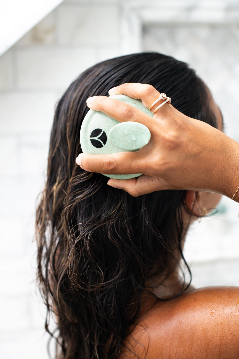 Microbiome cuir chevelu equilibre grace a Yobee