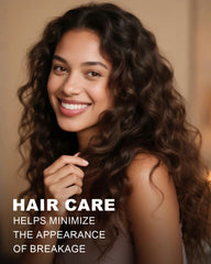 Texture riche d'huile argan Yoken montrée en gros plan sur peau.