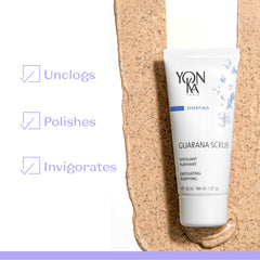 Texture douce du gommage Yon-Ka adaptée à la peau sensible.