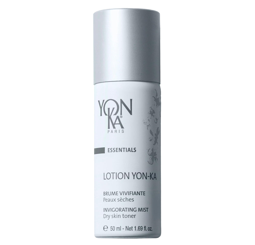 YonKa Lotion PS Toner : brume visage rafraîchissante qui hydrate et apaise la peau.