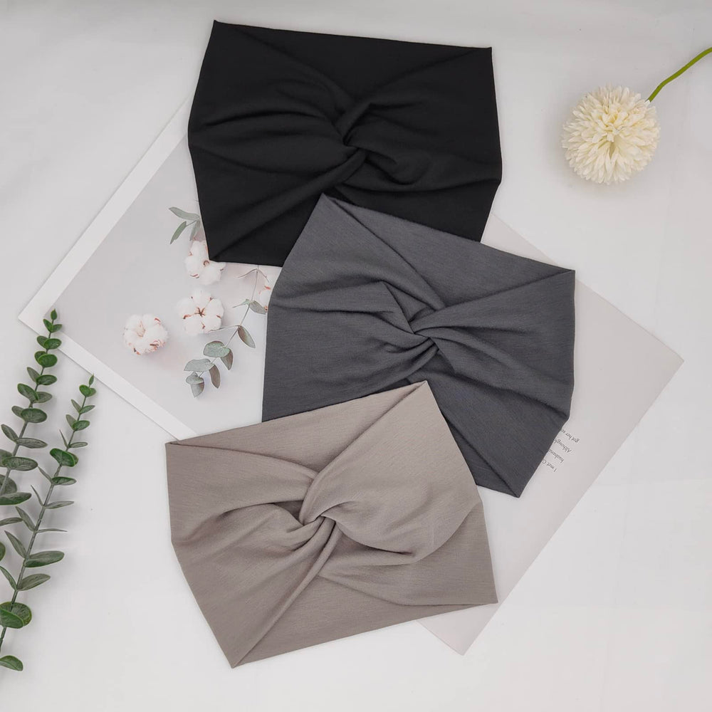 Bandeau YONUF en plusieurs couleurs, parfait pour assortir vos tenues quotidiennes.