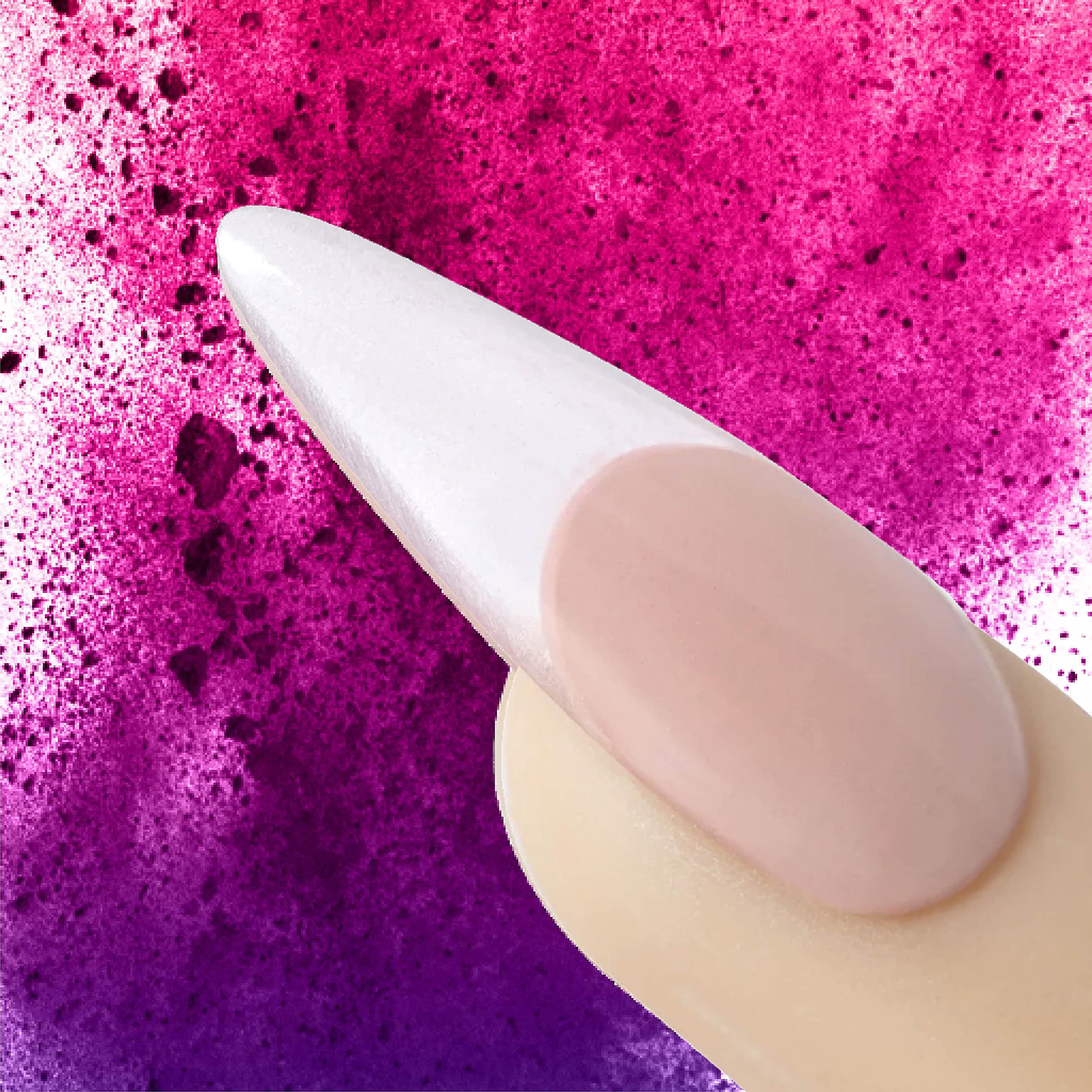 Young Nails Poudre Acrylique Core - Pink Pale, accentue la longueur avec une finition lisse.