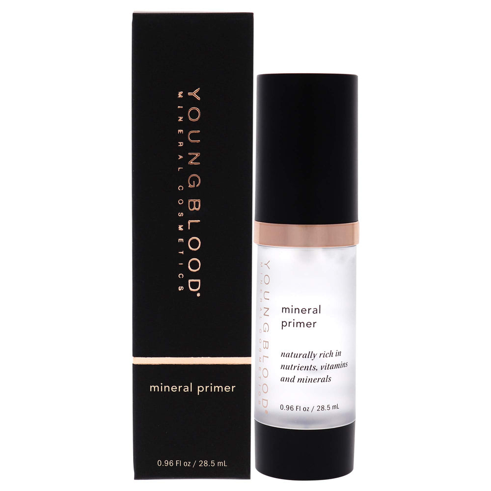Youngblood Primer Minéral sans couleur dans une bouteille prête au maquillage.
