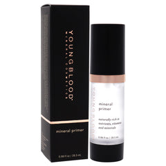 Youngblood Primer Minéral, texture légère pour une application fluide.