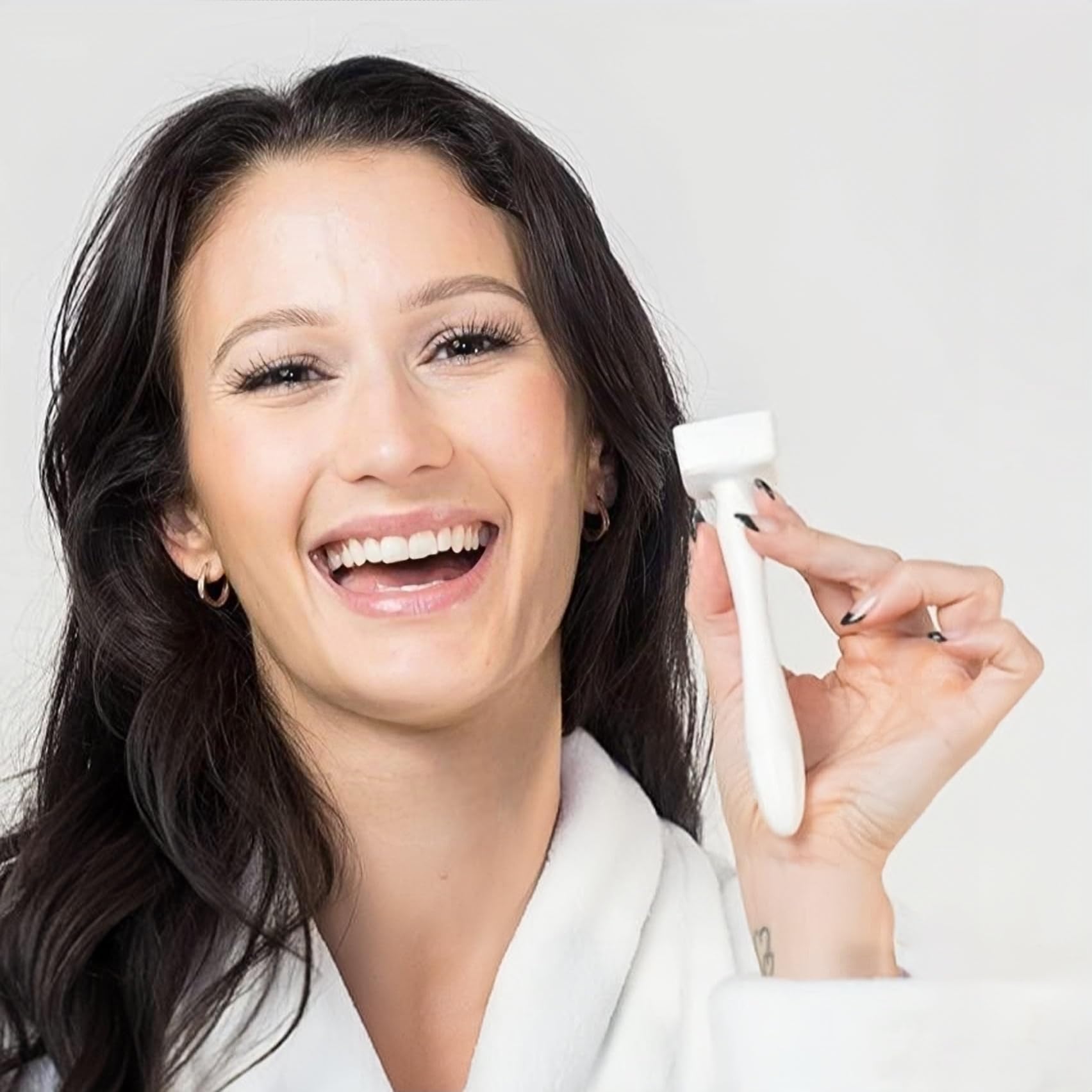 Ysrisny Derma Stamp cuir-chevelu — stimulation légère des racines pour énergie capillaire
