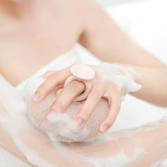 Boule de bain YUMMIS soleil 2-en-1 pour exfolier et faire mousser
