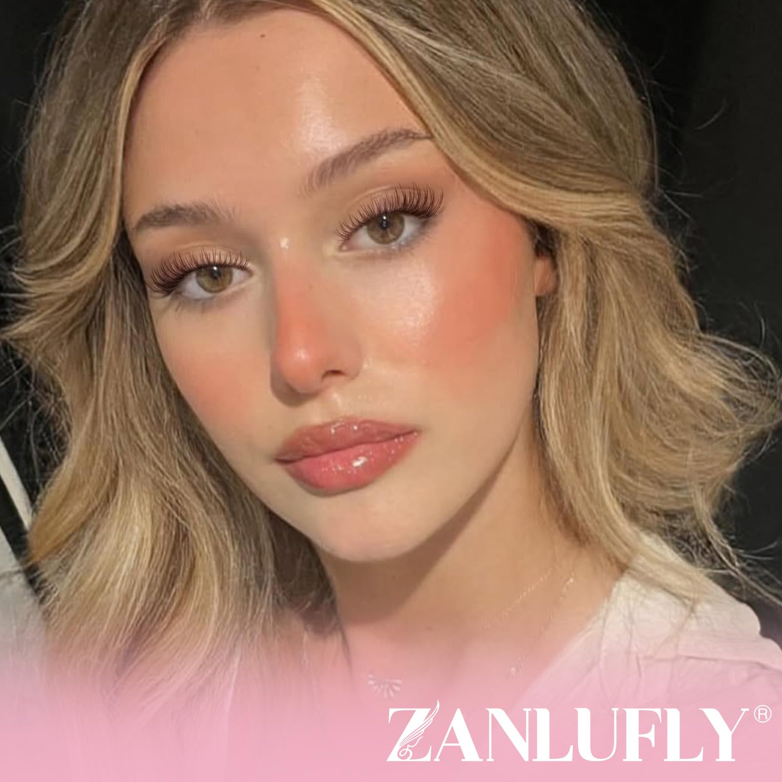 Zanlufly effet plumeux: texture légère pour un regard profond.