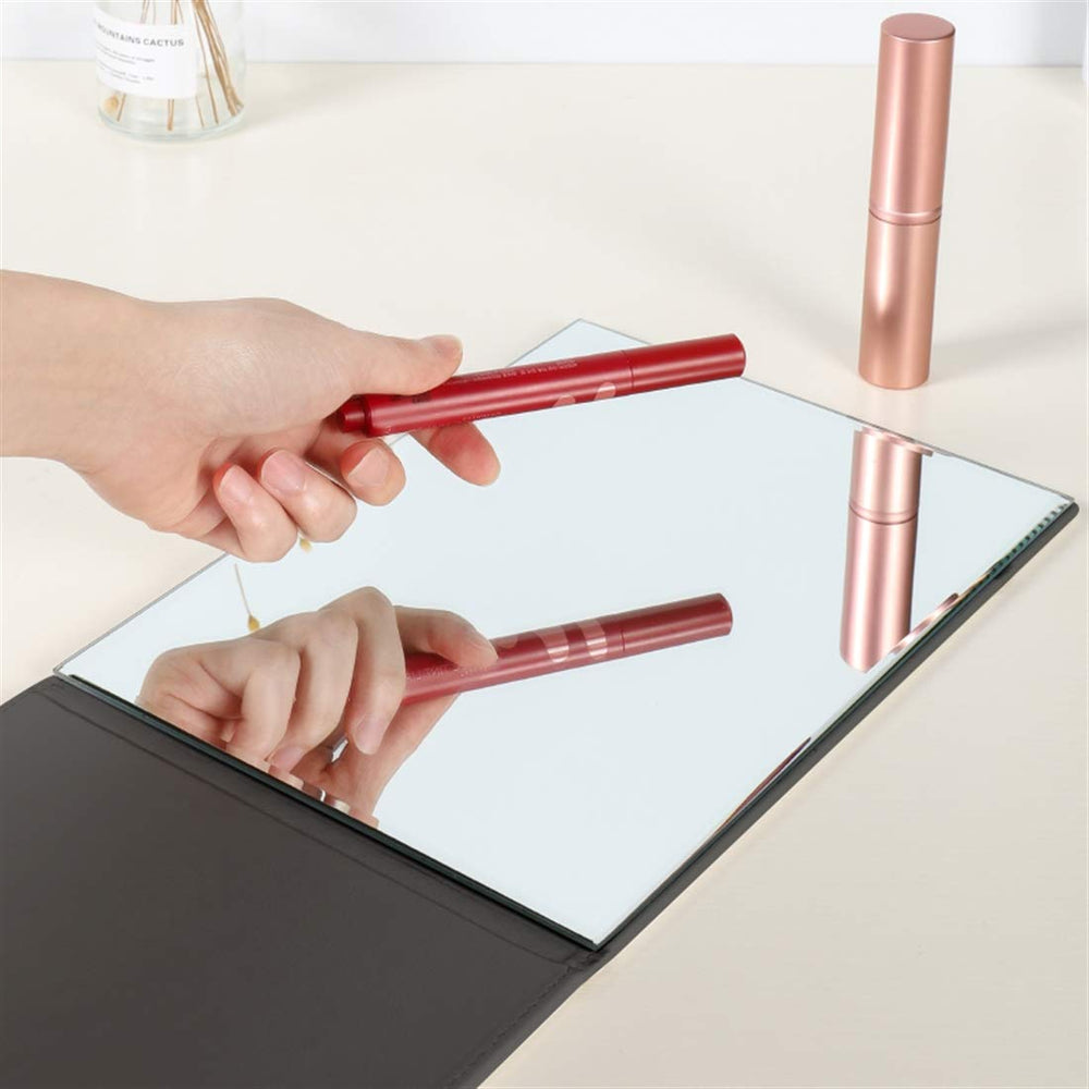 Miroir Zcooooool pliable et plat pour un rangement sûr et facile.
