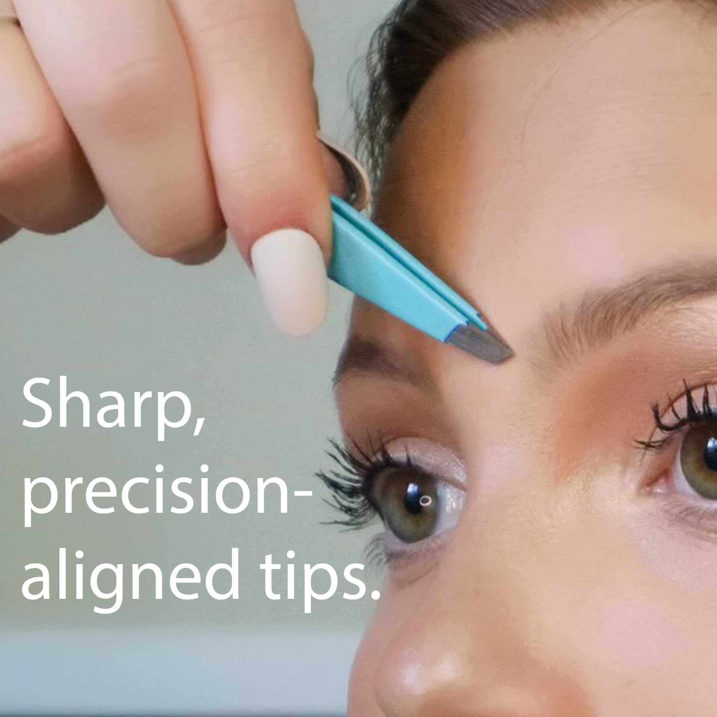 Détail Aqua Ombre sur Zizzili Basics pour style élégant.