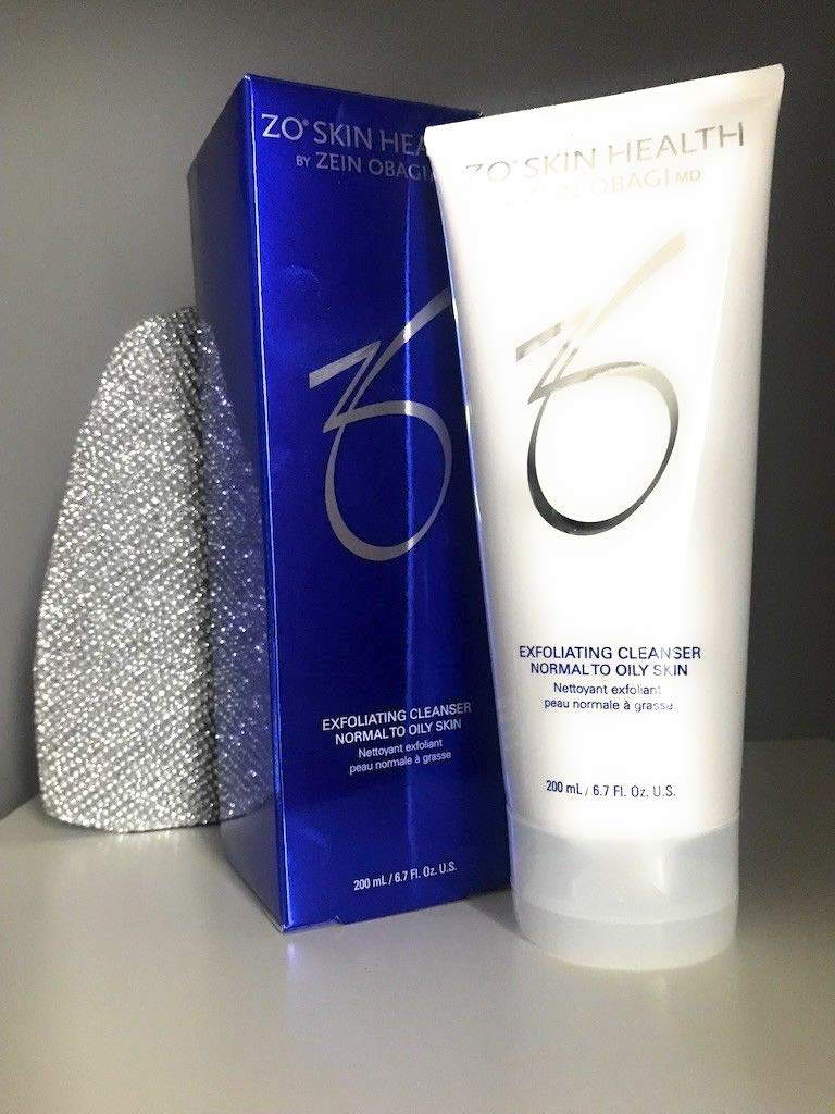 Zo Skin Health nettoyant exfoliant visage purifie les pores et régule le sébum