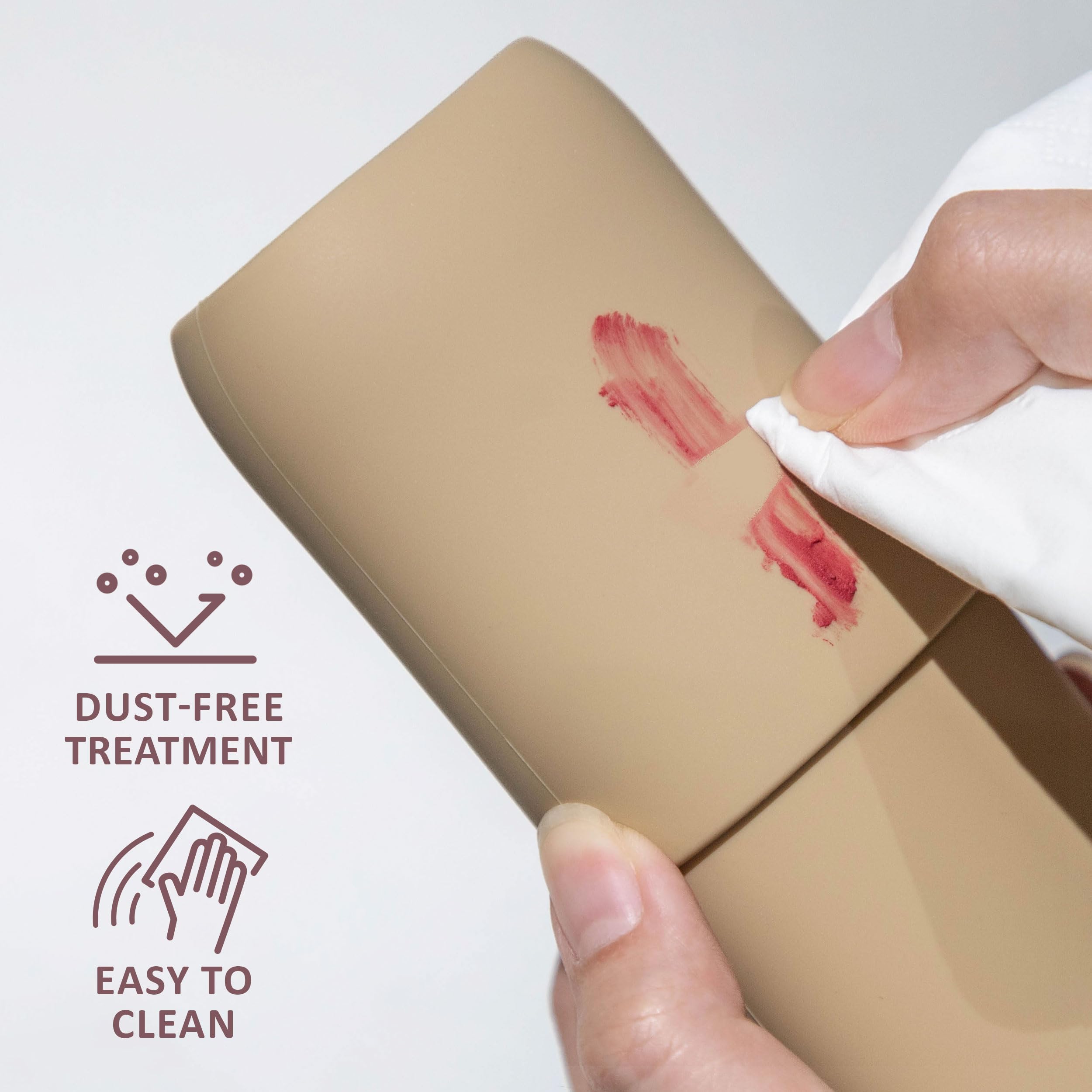 Nettoyage facile du boîtier pinceaux Zoka grâce au traitement anti-poussière.